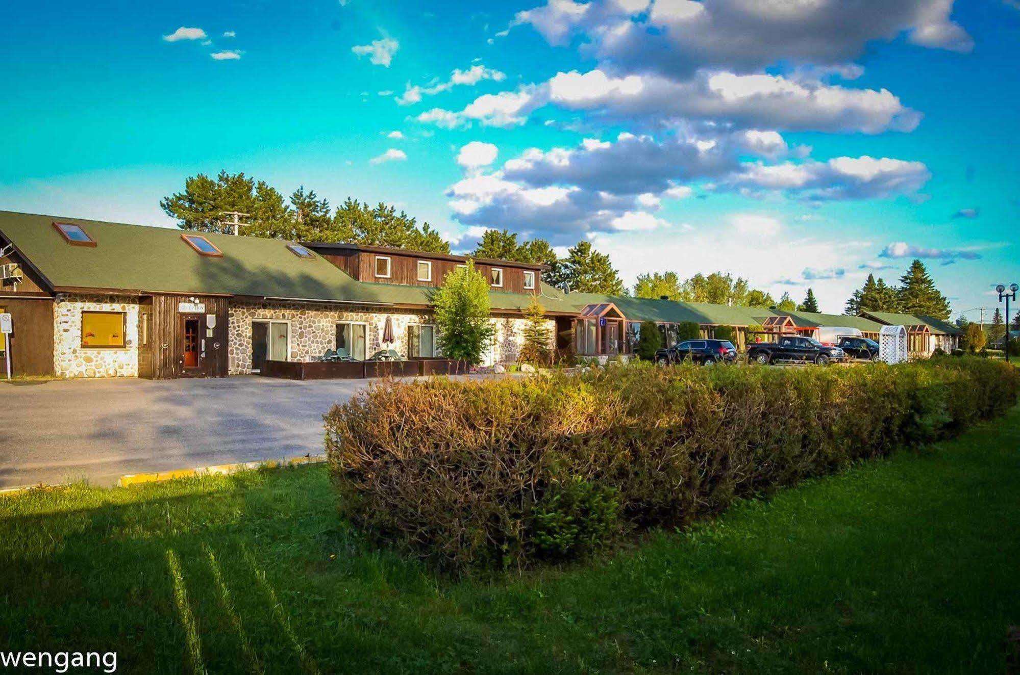 Auberge Godard Nominingue 외부 사진