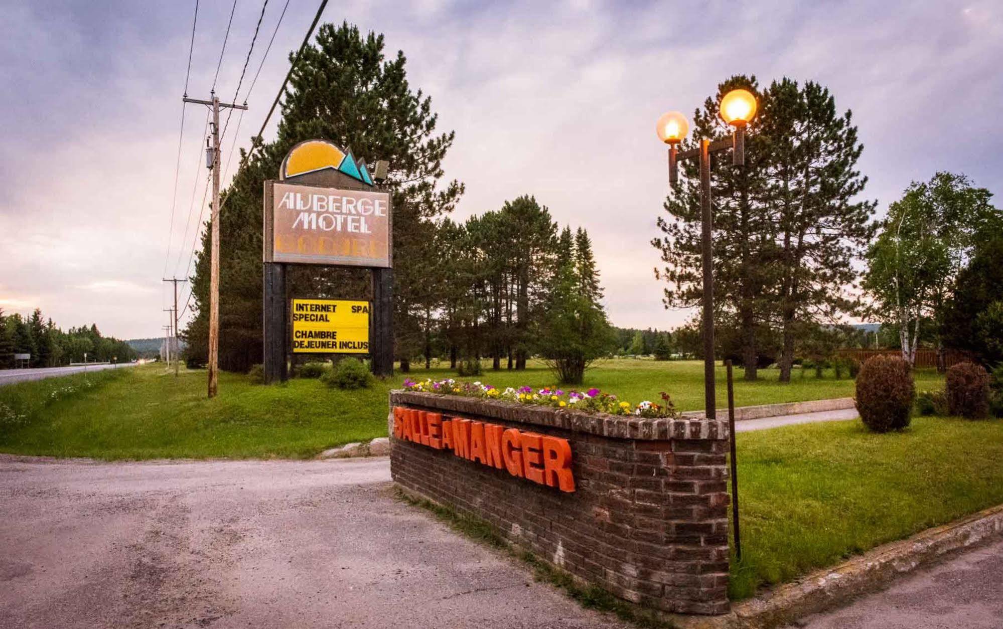Auberge Godard Nominingue 외부 사진